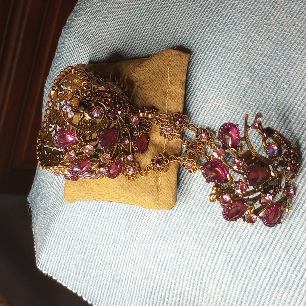 Goldtone Slave bracelet & ring purple & pink with 2 Peacocks